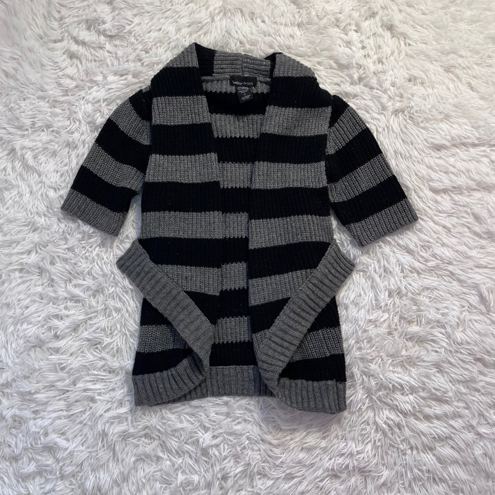 y2k gray & black striped cardigan sweater small